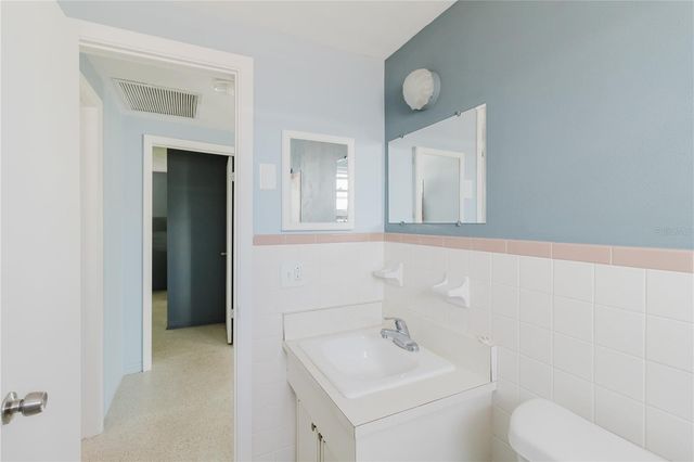 1548 LANDAU STREET, Holiday, FL 34690