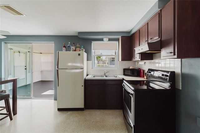 1548 LANDAU STREET, Holiday, FL 34690