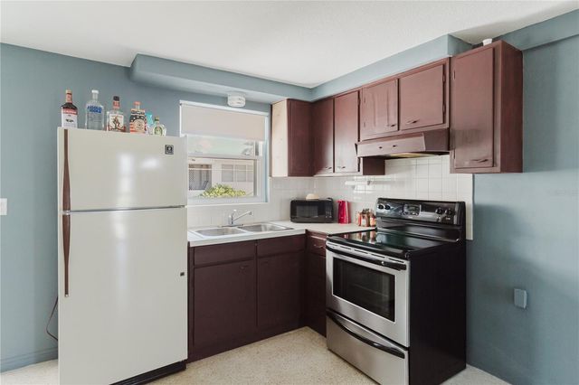 1548 LANDAU STREET, Holiday, FL 34690