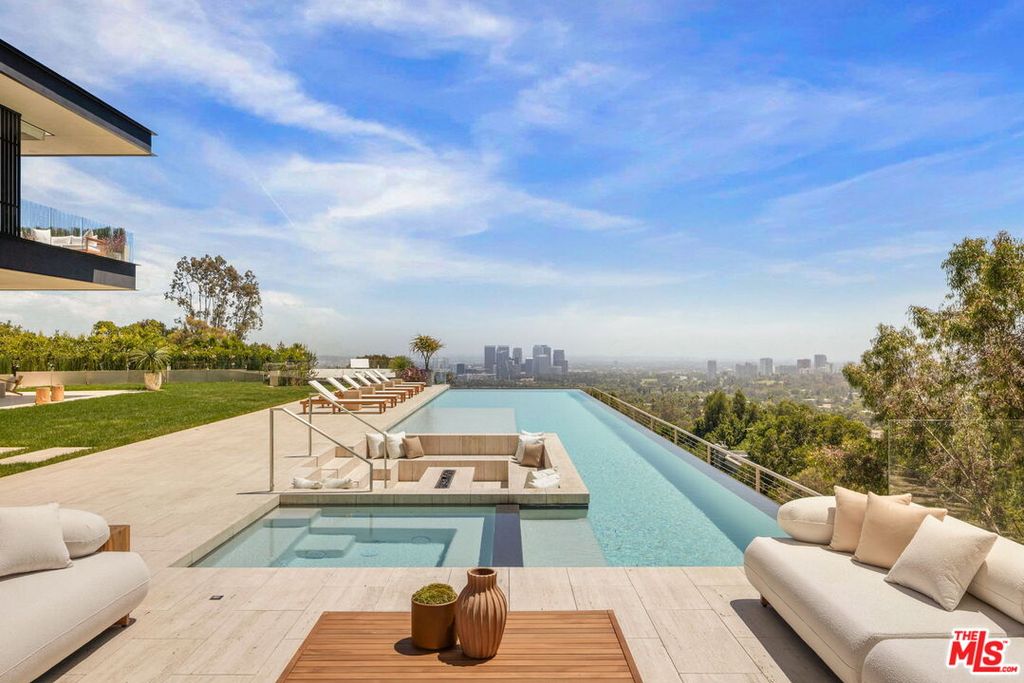Image 1 of property listing at 1357 Laurel Way, Beverly Hills, CA 90210