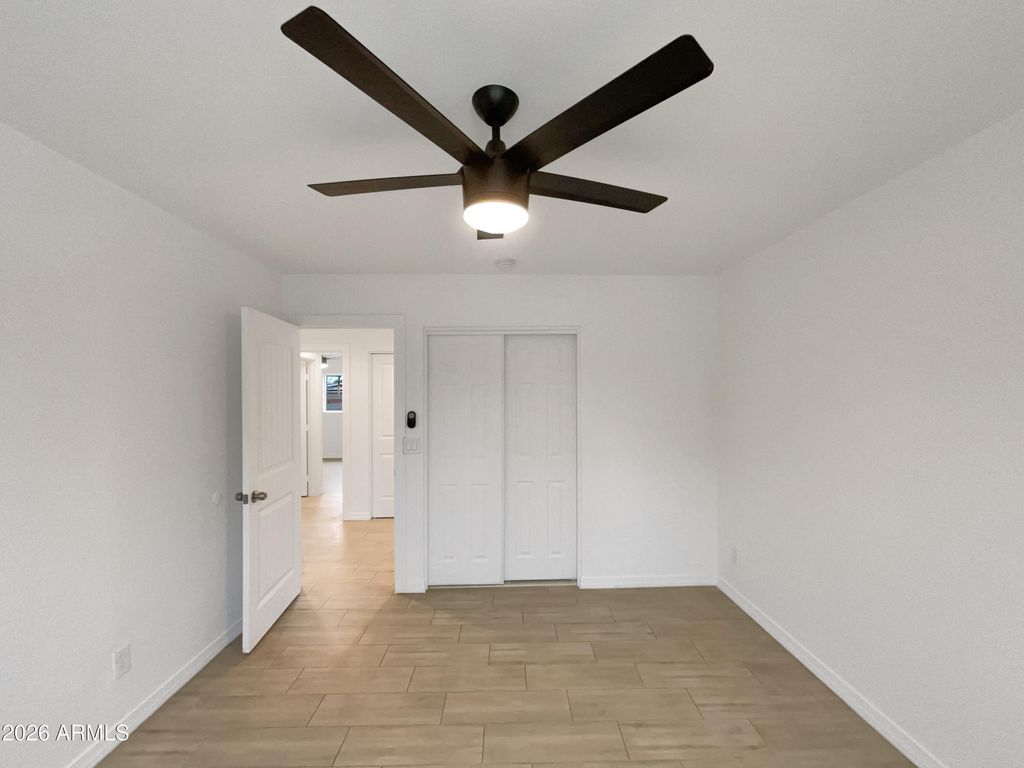 Image 11 of property listing at 1838 W ALTA VISTA Road, Phoenix, AZ 85041