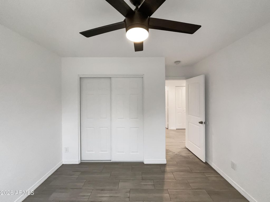 Image 12 of property listing at 1838 W ALTA VISTA Road, Phoenix, AZ 85041