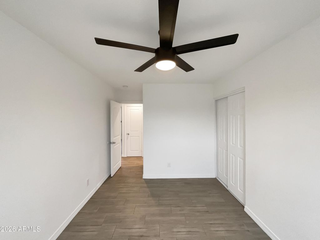 Image 4 of property listing at 1838 W ALTA VISTA Road, Phoenix, AZ 85041