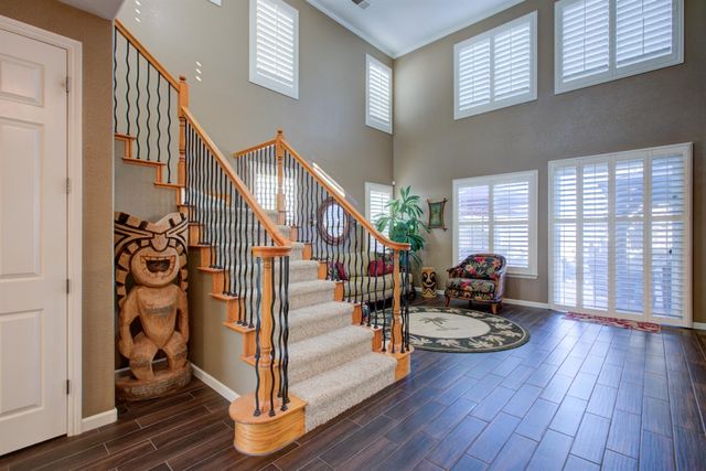 621 Bouma Ln, Ripon, CA 95366