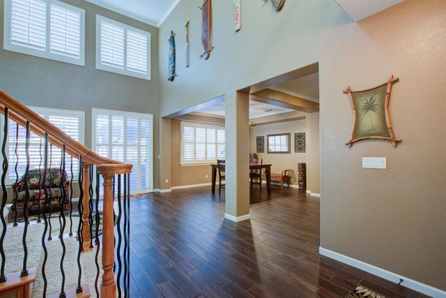 621 Bouma Ln, Ripon, CA 95366