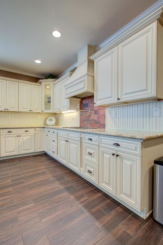 621 Bouma Ln, Ripon, CA 95366