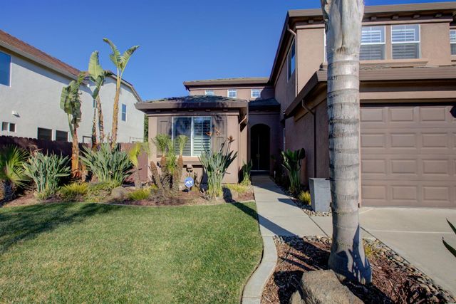 621 Bouma Ln, Ripon, CA 95366