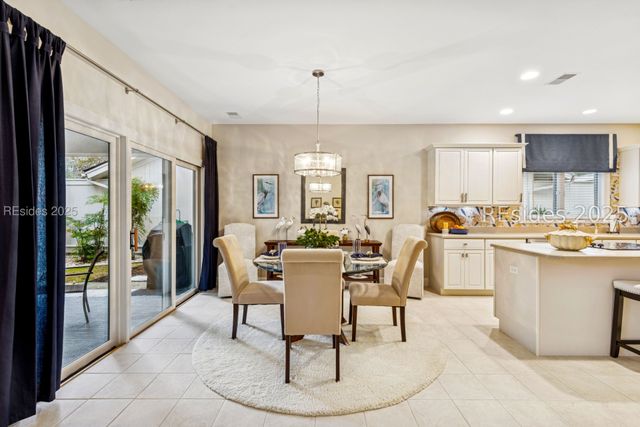 31 Toppin Dr, Hilton Head Island, SC 29926