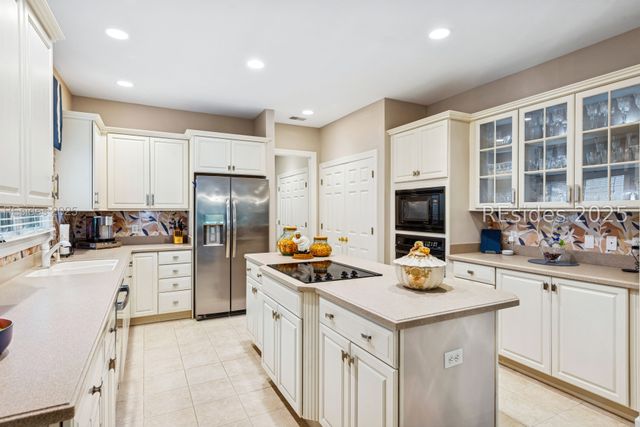 31 Toppin Dr, Hilton Head Island, SC 29926