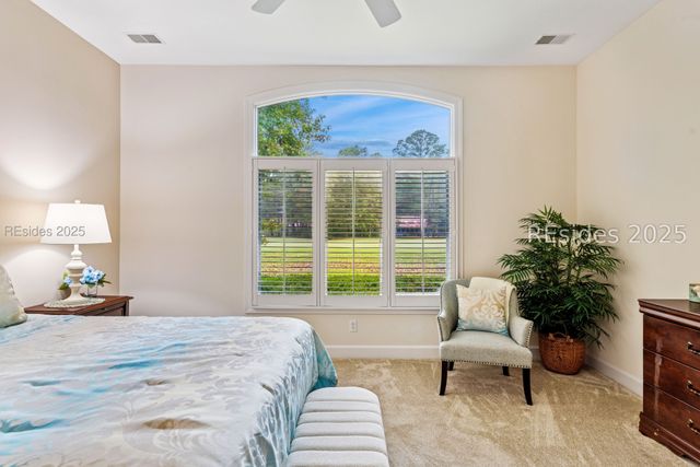 31 Toppin Dr, Hilton Head Island, SC 29926