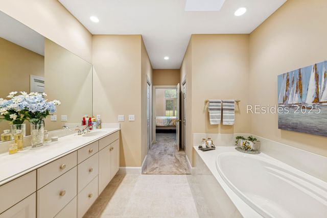 31 Toppin Dr, Hilton Head Island, SC 29926