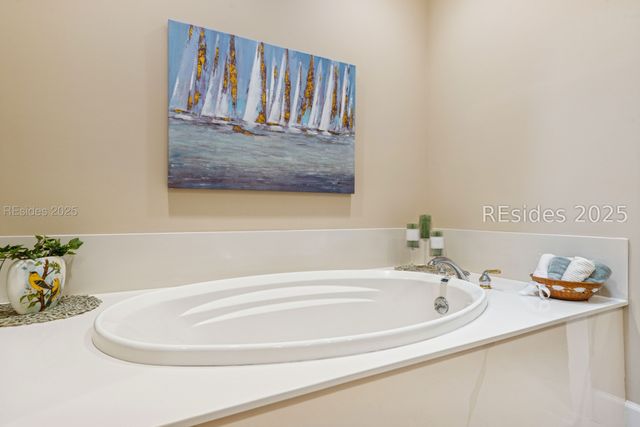 31 Toppin Dr, Hilton Head Island, SC 29926