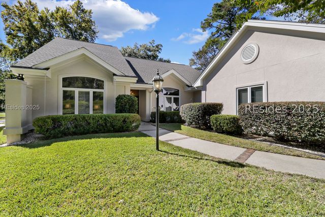 31 Toppin Dr, Hilton Head Island, SC 29926