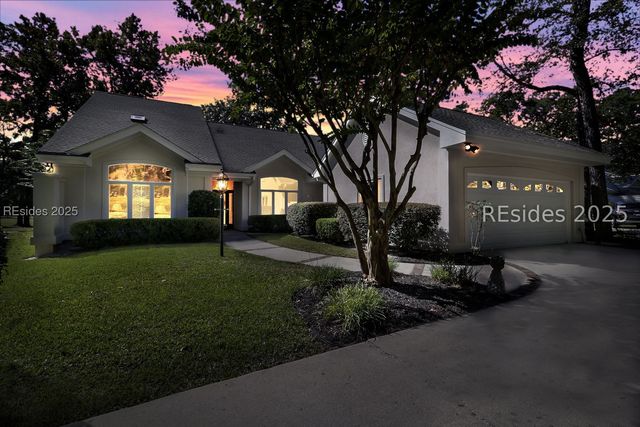 31 Toppin Dr, Hilton Head Island, SC 29926
