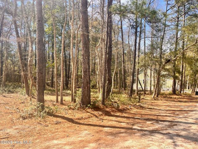 569 3rd Street SE, Bolivia, NC 28422