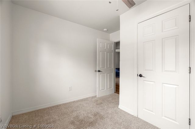 3127 Twin Oaks Road, Van Buren, AR 72956