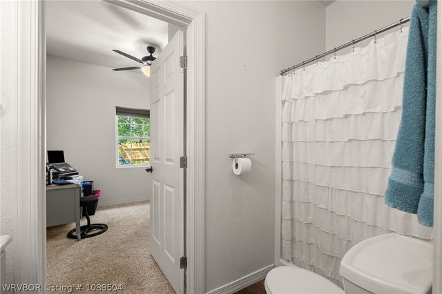 3127 Twin Oaks Road, Van Buren, AR 72956