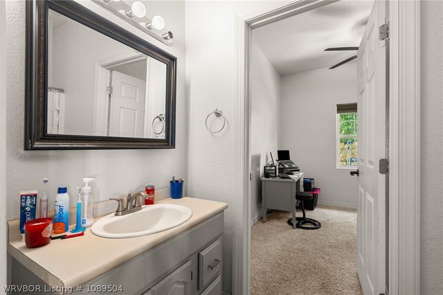 3127 Twin Oaks Road, Van Buren, AR 72956