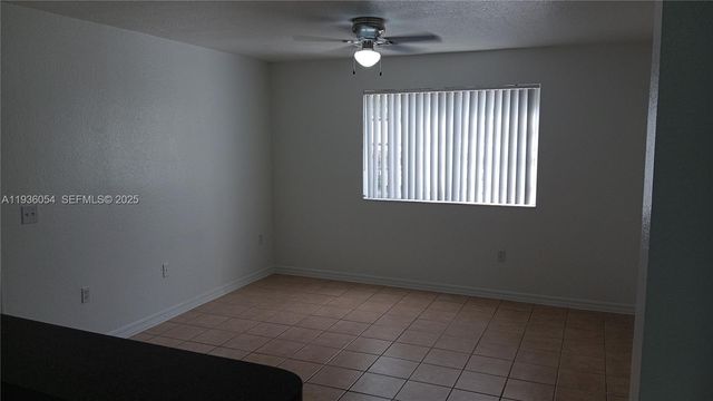 7715 NW 22nd Ave 201, Miami, FL 33147