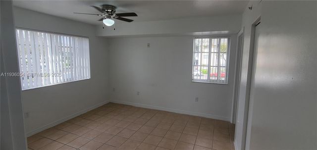 7715 NW 22nd Ave 201, Miami, FL 33147