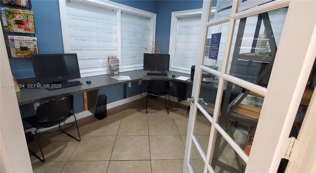 7715 NW 22nd Ave 201, Miami, FL 33147