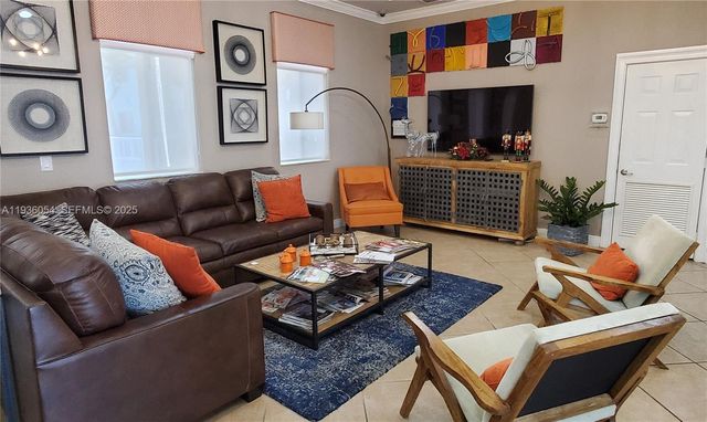 7715 NW 22nd Ave 201, Miami, FL 33147