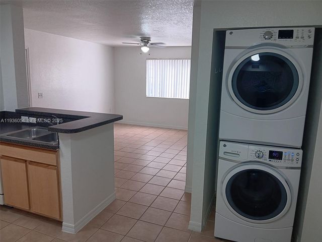 7715 NW 22nd Ave 201, Miami, FL 33147