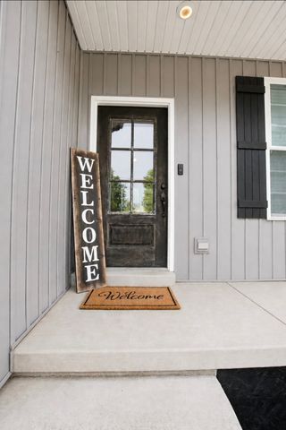 12 Willow Cir, Mcminnville, TN 37110