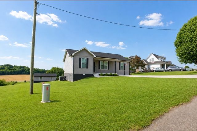12 Willow Cir, Mcminnville, TN 37110