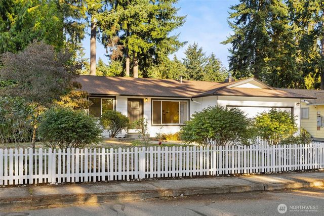 33614 35th Avenue SW, Federal Way, WA 98023