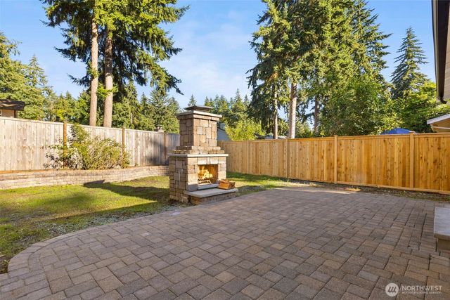 33614 35th Avenue SW, Federal Way, WA 98023