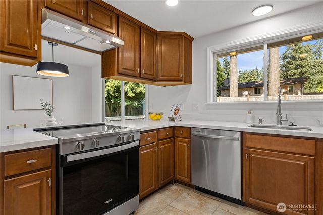 33614 35th Avenue SW, Federal Way, WA 98023