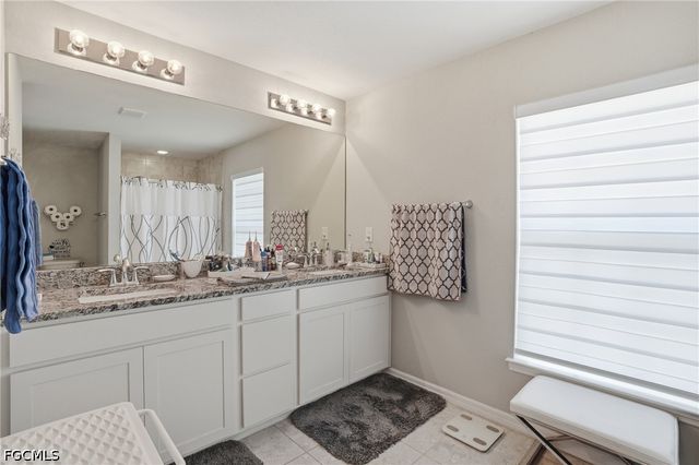 1201 NW 14th PL, Cape Coral, FL 33993
