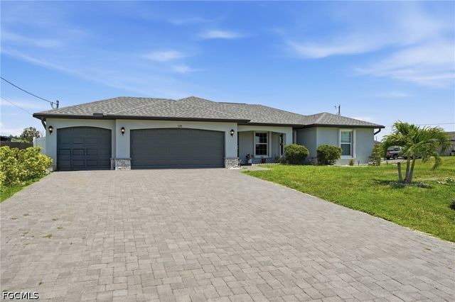 1201 NW 14th PL, Cape Coral, FL 33993