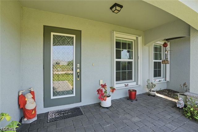 1201 NW 14th PL, Cape Coral, FL 33993