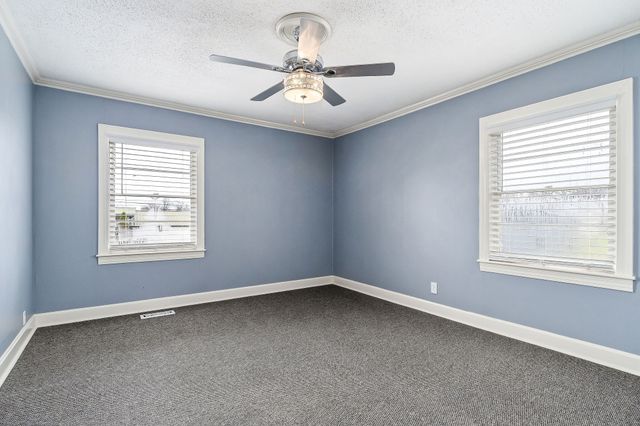 805 N Chancery St, Mcminnville, TN 37110