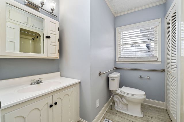 805 N Chancery St, Mcminnville, TN 37110