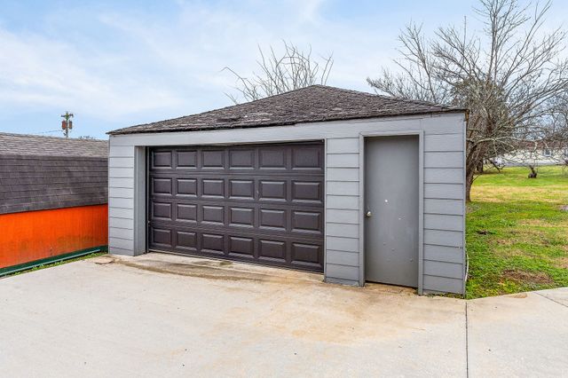 805 N Chancery St, Mcminnville, TN 37110