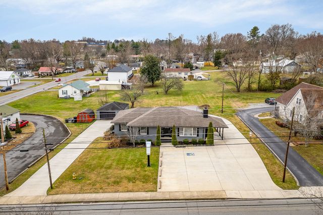 805 N Chancery St, Mcminnville, TN 37110