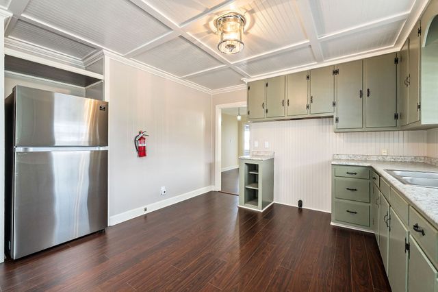 805 N Chancery St, Mcminnville, TN 37110