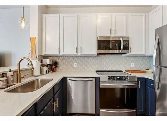 615 N 1st Street 115, Minneapolis, MN 55401