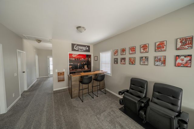 427 Lamoreaux Drive Nw, Alpine Twp, MI 49321