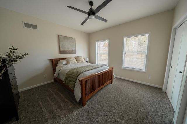 427 Lamoreaux Drive Nw, Alpine Twp, MI 49321