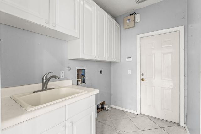 19482 Green Grove Court, Loxahatchee, FL 33470