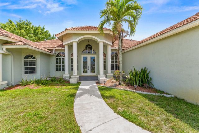 19482 Green Grove Court, Loxahatchee, FL 33470