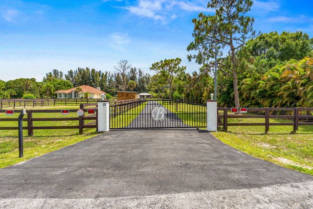 19482 Green Grove Court, Loxahatchee, FL 33470