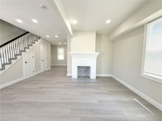 709 E Mercury BLVD, Hampton, VA 23663