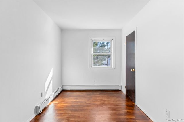 345 41 ST Street, Copiague, NY 11726