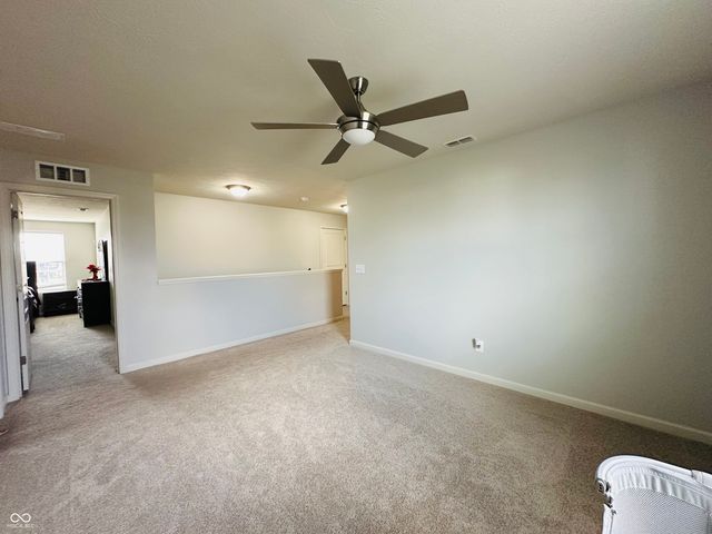 6162 Crabapple Drive, Whitestown, IN 46075