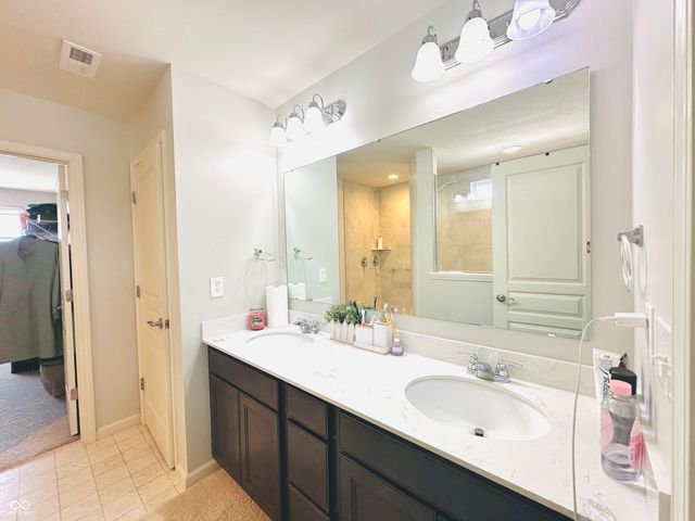 6162 Crabapple Drive, Whitestown, IN 46075